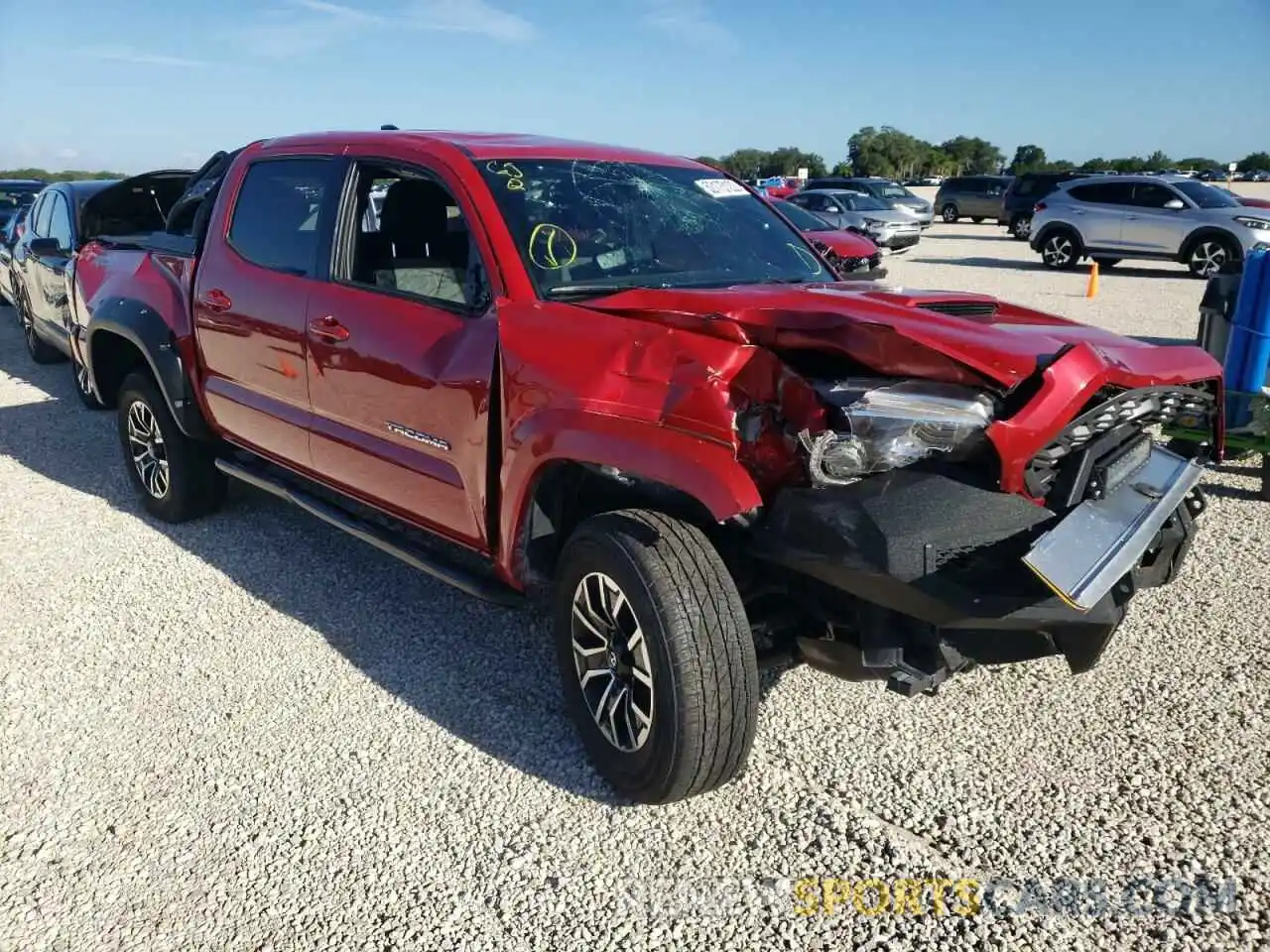 1 Photograph of a damaged car 3TMCZ5AN2LM303079 TOYOTA TACOMA 2020