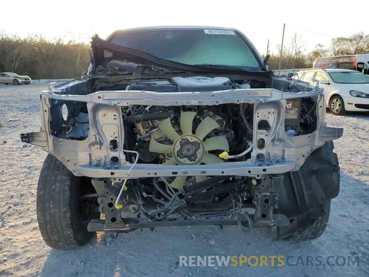 5 Photograph of a damaged car 3TMCZ5AN2LM304670 TOYOTA TACOMA 2020