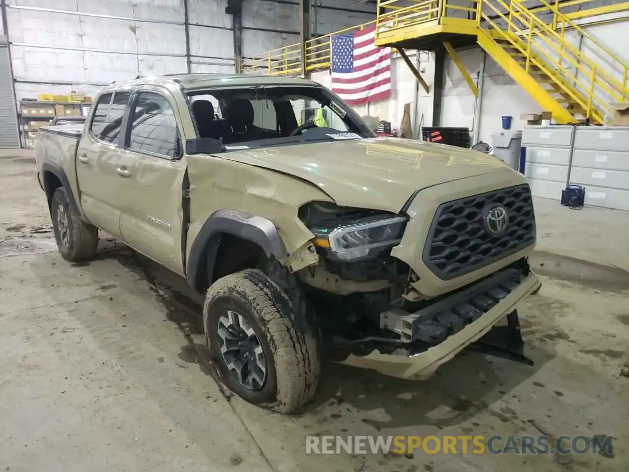 1 Photograph of a damaged car 3TMCZ5AN2LM307181 TOYOTA TACOMA 2020