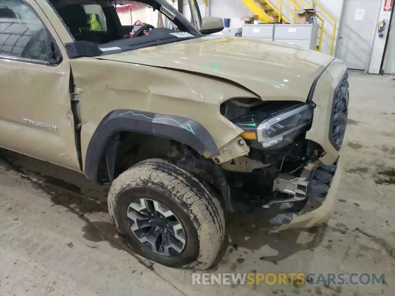 9 Photograph of a damaged car 3TMCZ5AN2LM307181 TOYOTA TACOMA 2020