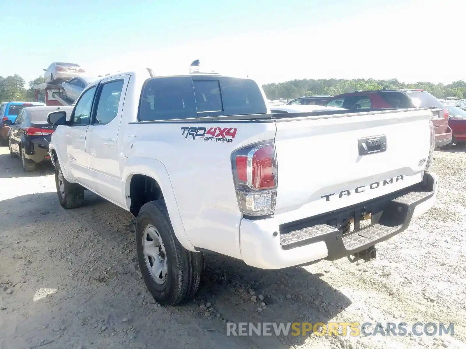 3 Photograph of a damaged car 3TMCZ5AN2LM314924 TOYOTA TACOMA 2020