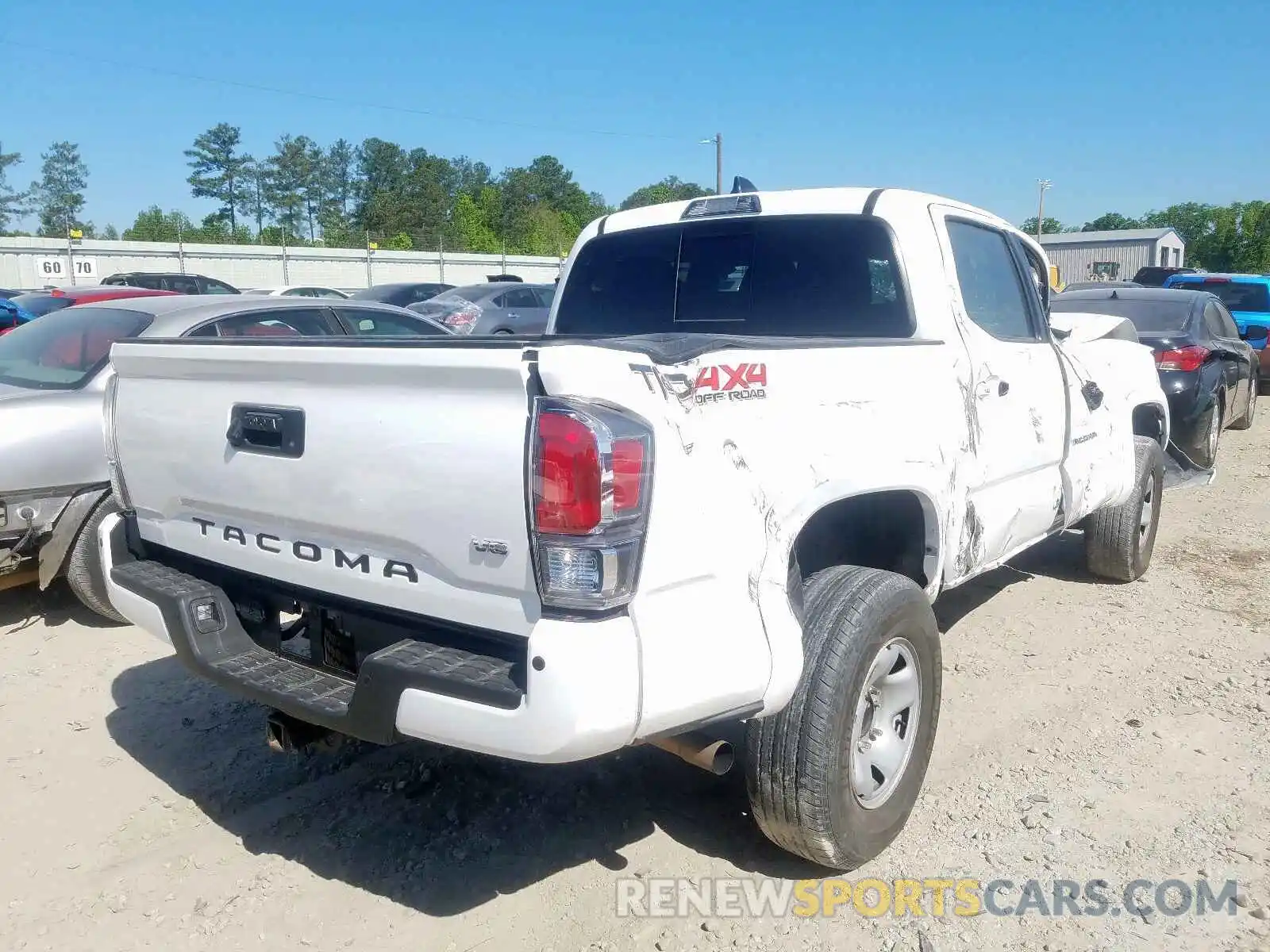 4 Photograph of a damaged car 3TMCZ5AN2LM314924 TOYOTA TACOMA 2020