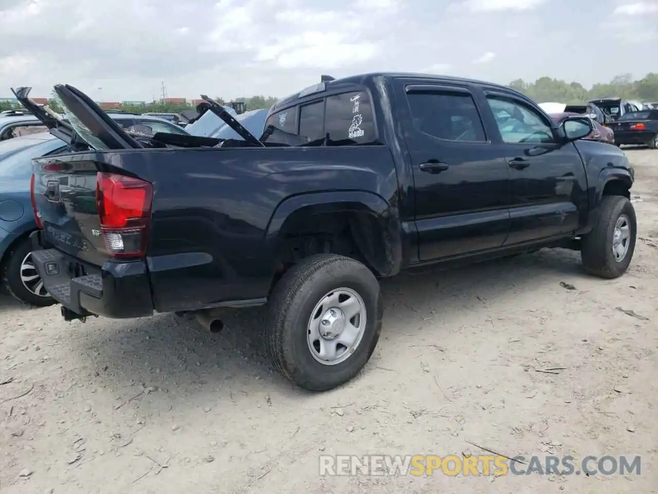 4 Photograph of a damaged car 3TMCZ5AN2LM315779 TOYOTA TACOMA 2020