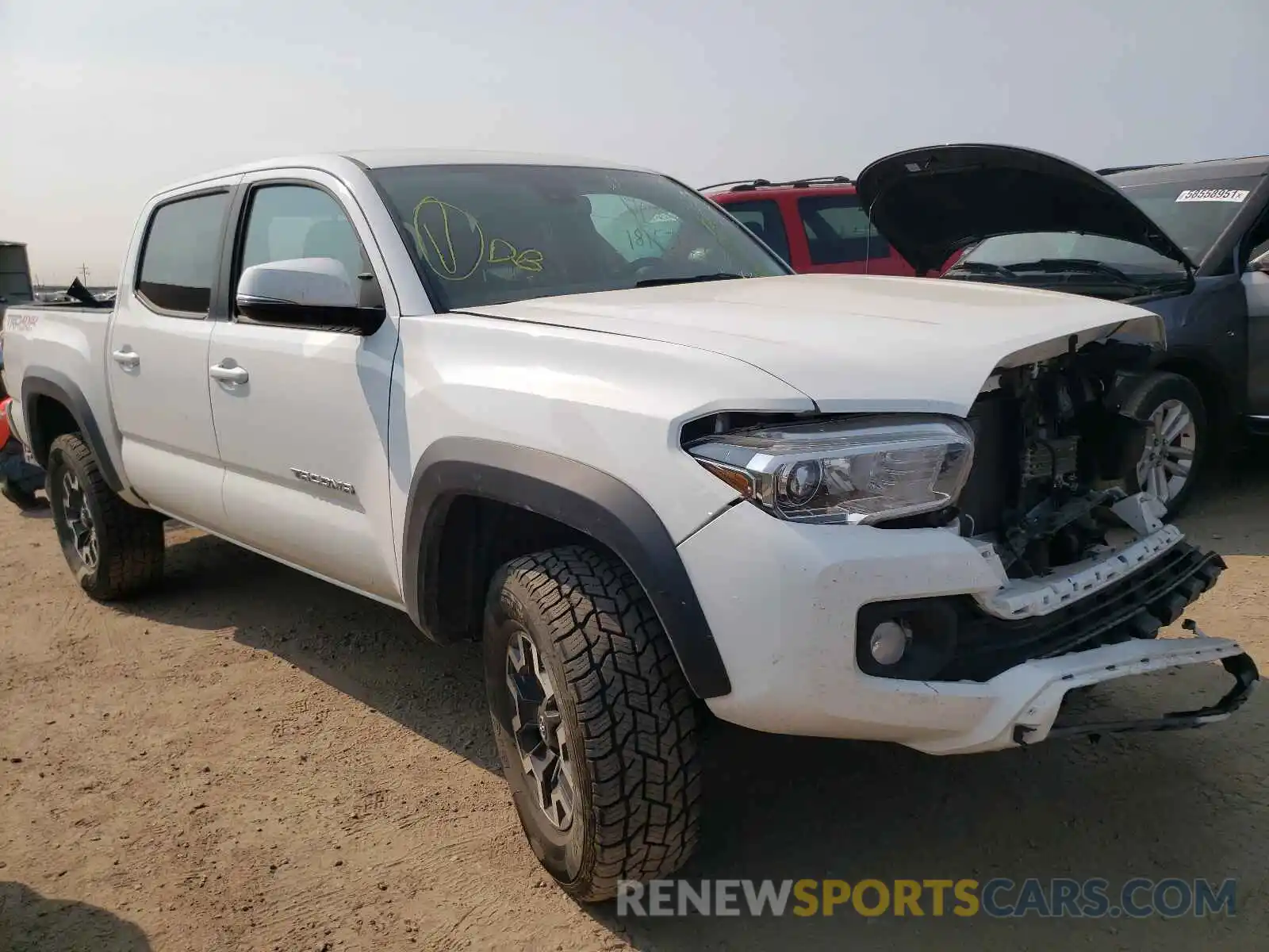 1 Photograph of a damaged car 3TMCZ5AN2LM317869 TOYOTA TACOMA 2020