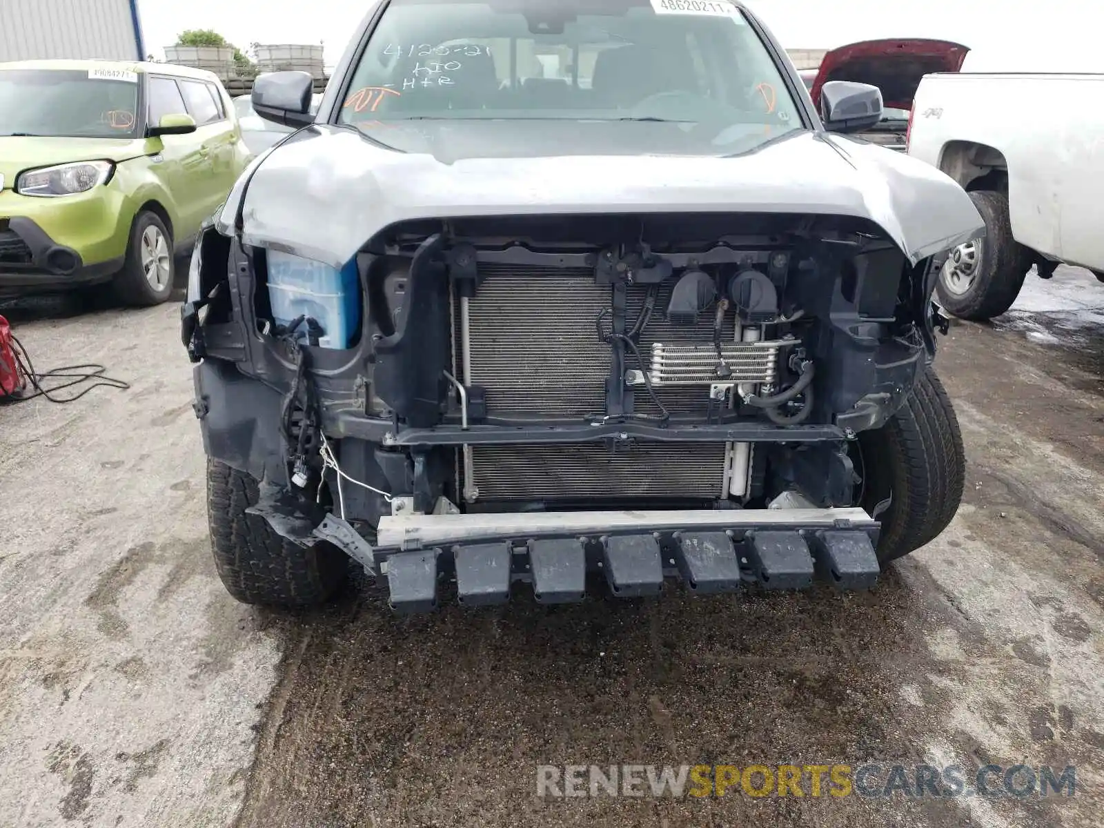 9 Photograph of a damaged car 3TMCZ5AN2LM318360 TOYOTA TACOMA 2020