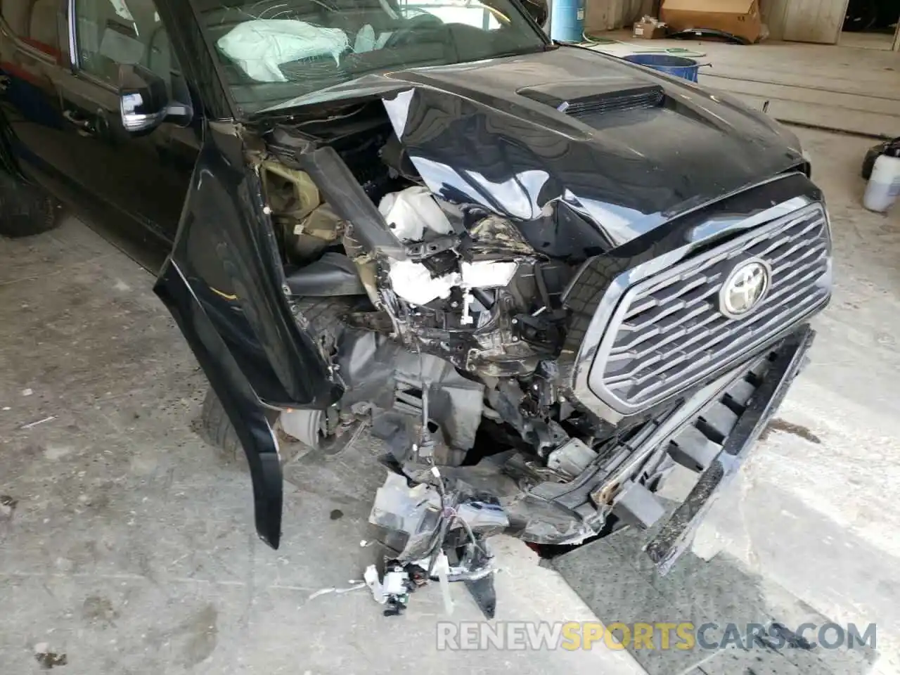 9 Photograph of a damaged car 3TMCZ5AN2LM320660 TOYOTA TACOMA 2020