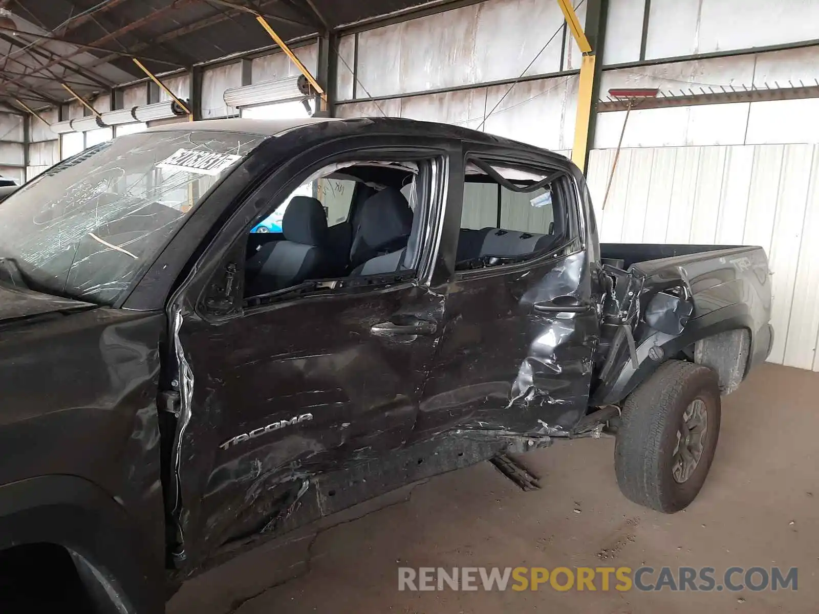 9 Photograph of a damaged car 3TMCZ5AN2LM323249 TOYOTA TACOMA 2020