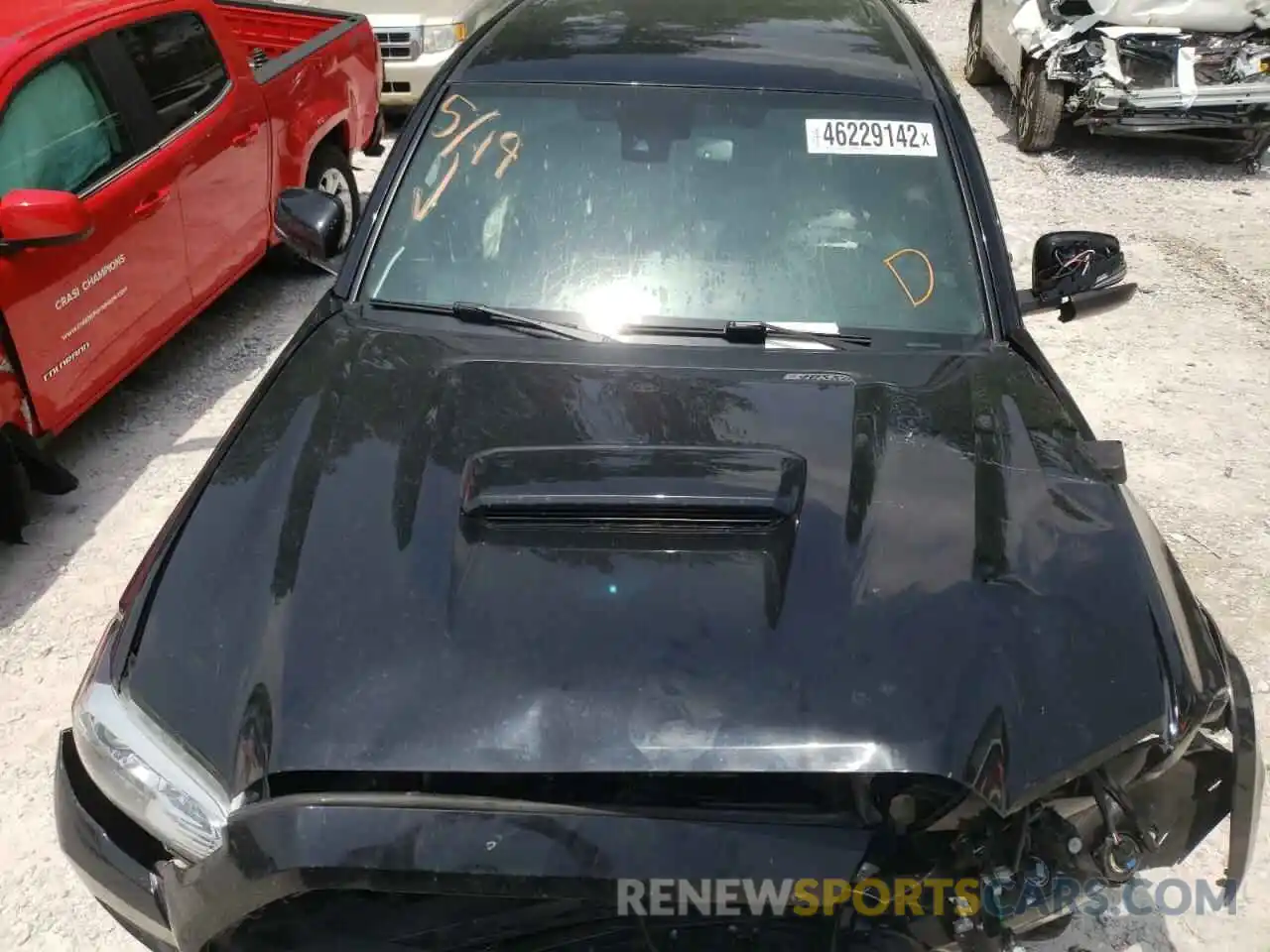 7 Photograph of a damaged car 3TMCZ5AN2LM324319 TOYOTA TACOMA 2020