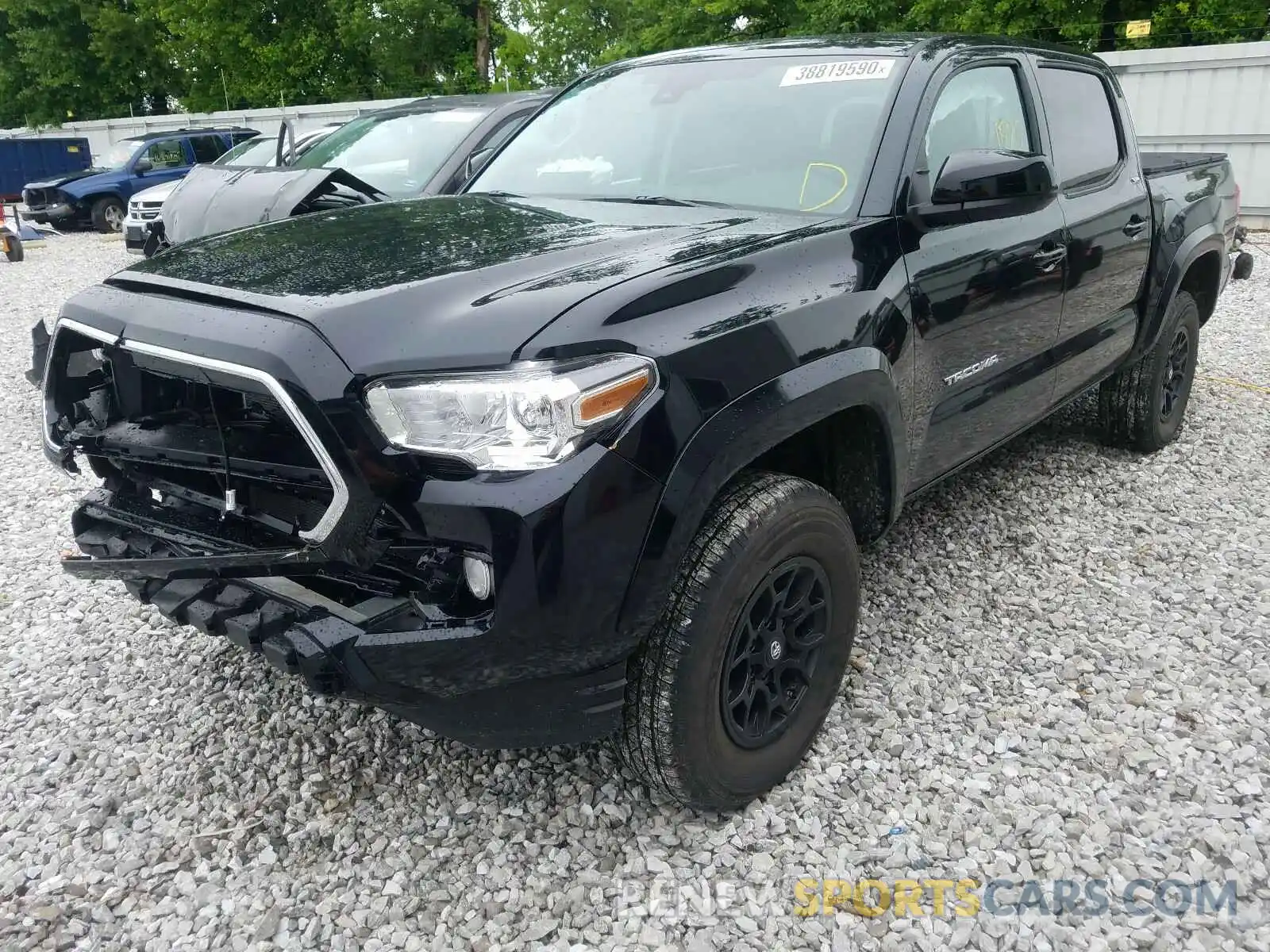 2 Photograph of a damaged car 3TMCZ5AN2LM325888 TOYOTA TACOMA 2020