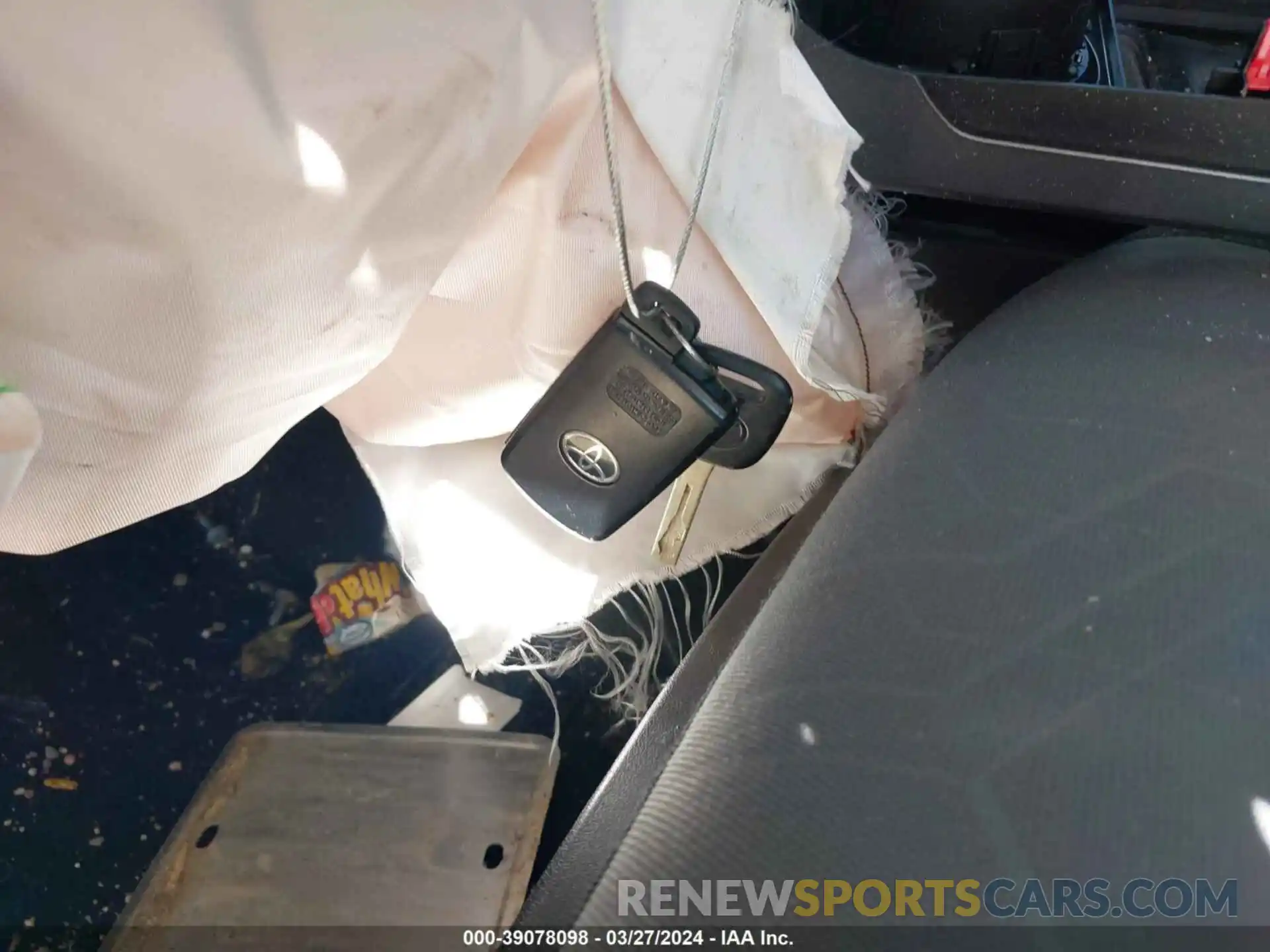 11 Photograph of a damaged car 3TMCZ5AN2LM327253 TOYOTA TACOMA 2020