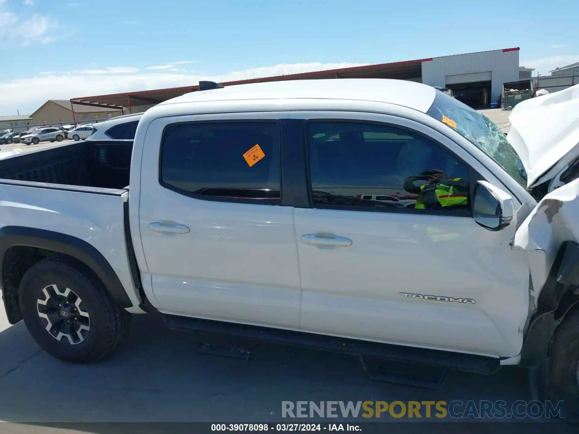 13 Photograph of a damaged car 3TMCZ5AN2LM327253 TOYOTA TACOMA 2020