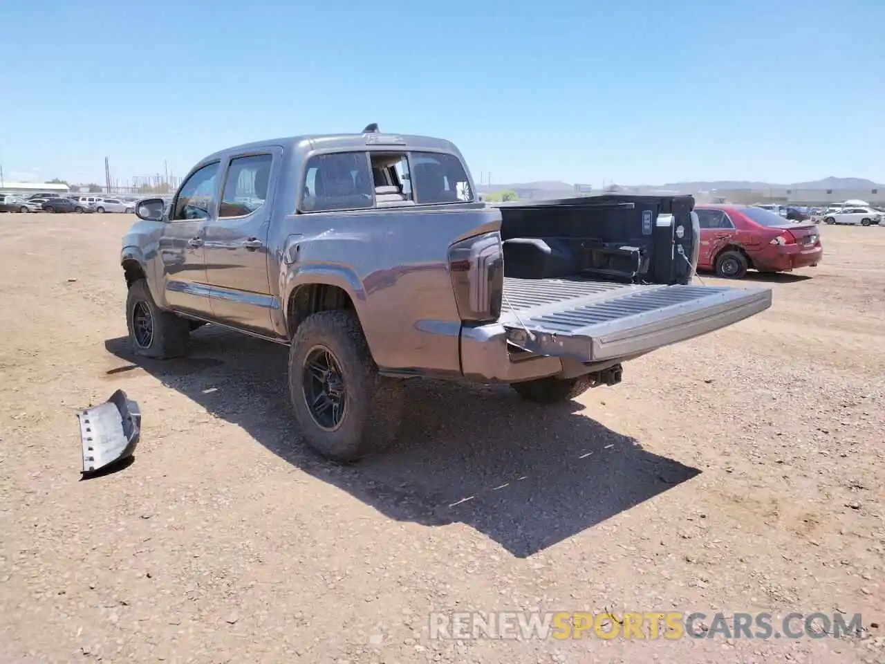 3 Photograph of a damaged car 3TMCZ5AN2LM331772 TOYOTA TACOMA 2020