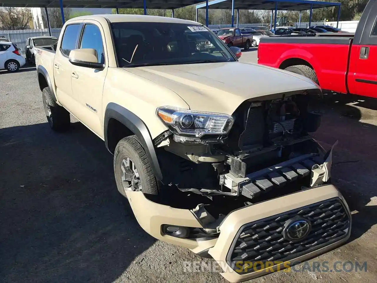 1 Photograph of a damaged car 3TMCZ5AN2LM334249 TOYOTA TACOMA 2020