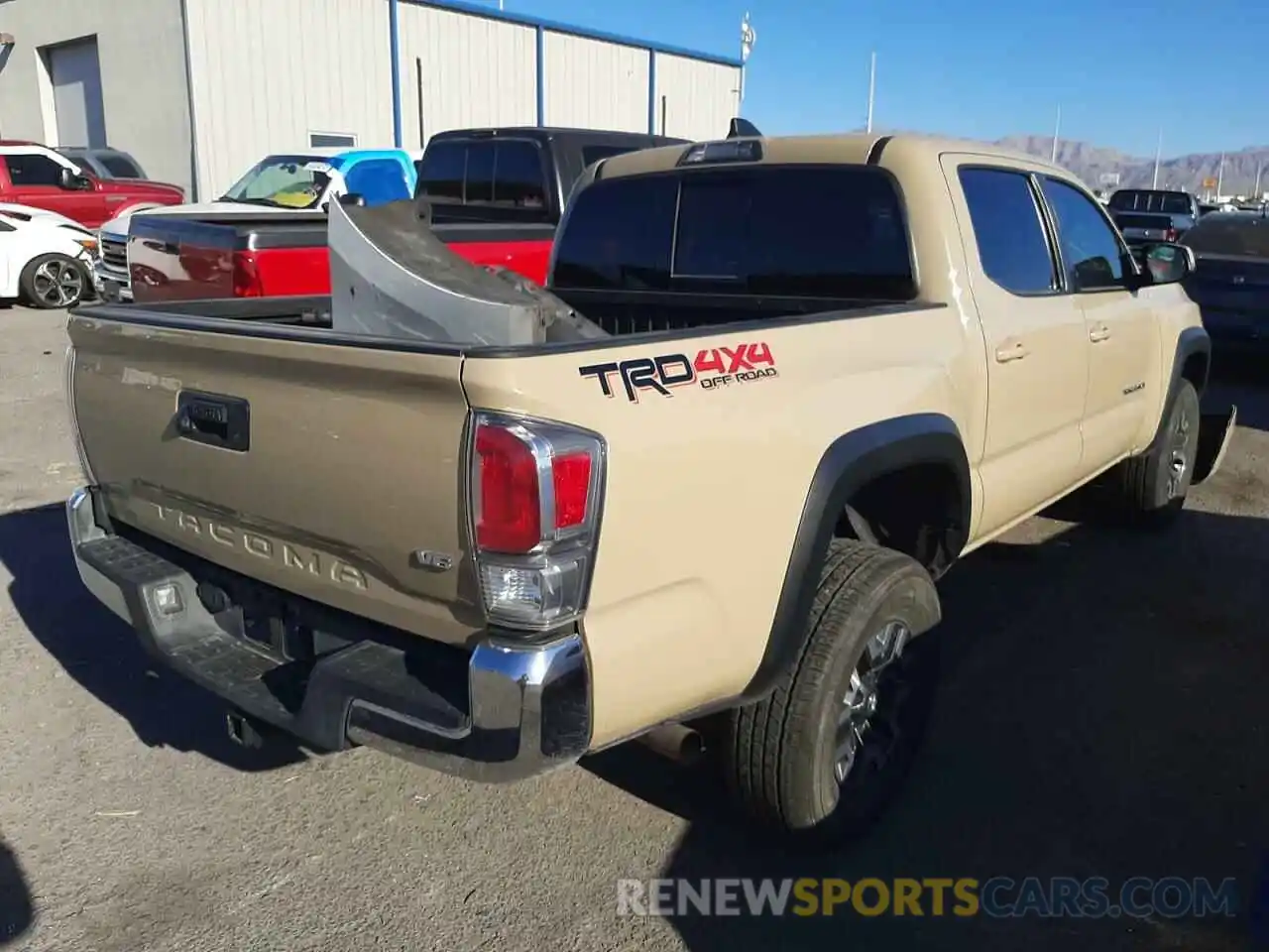 4 Photograph of a damaged car 3TMCZ5AN2LM334249 TOYOTA TACOMA 2020