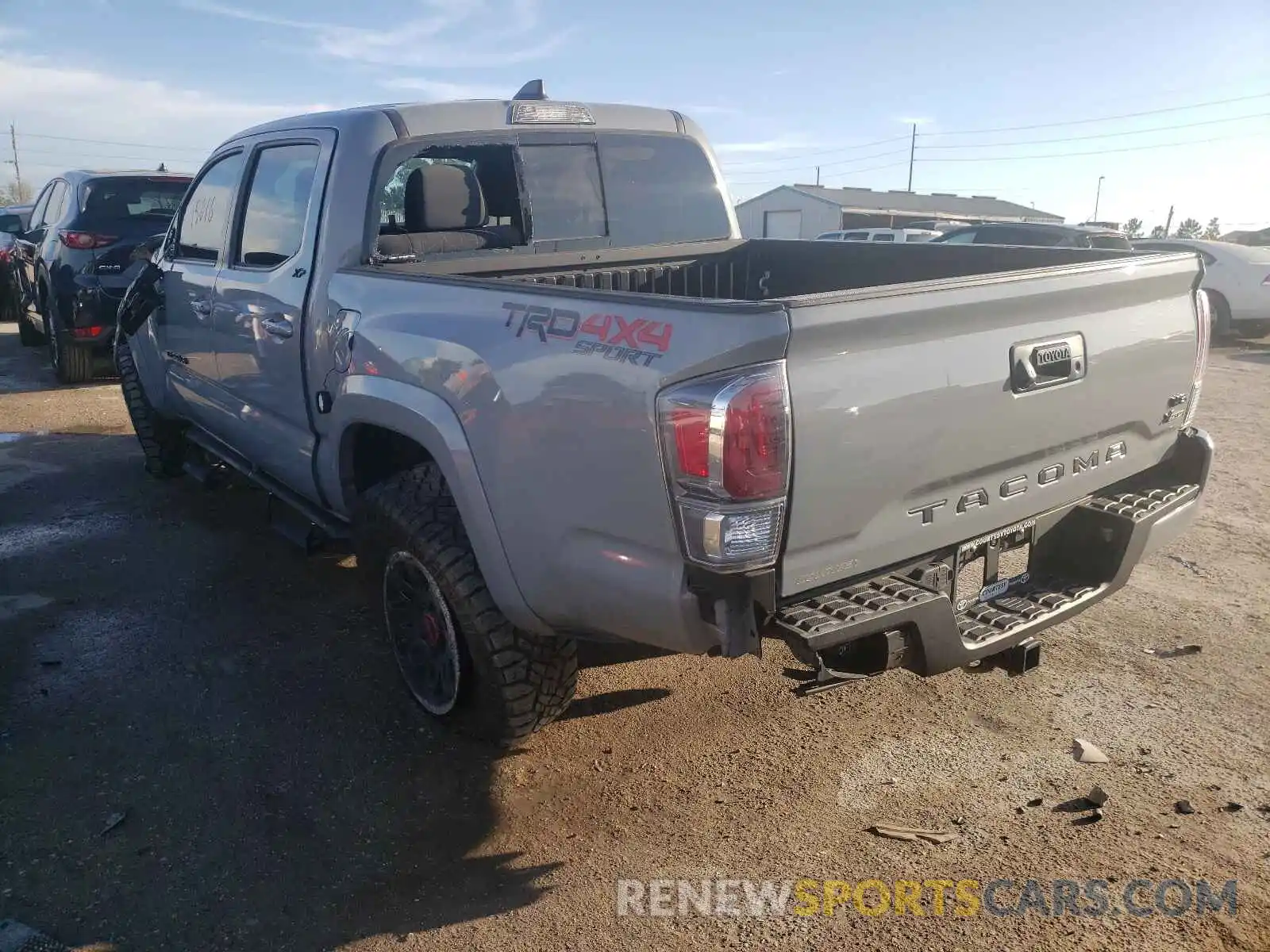 3 Photograph of a damaged car 3TMCZ5AN2LM336261 TOYOTA TACOMA 2020