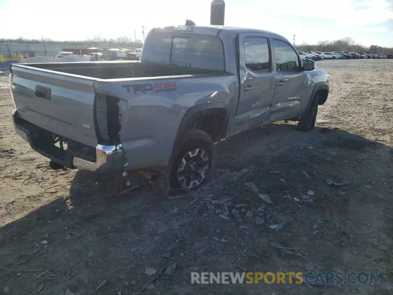 4 Photograph of a damaged car 3TMCZ5AN2LM341265 TOYOTA TACOMA 2020