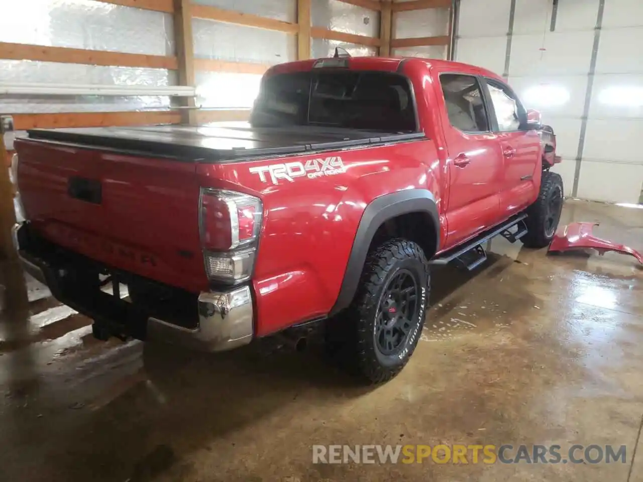 4 Photograph of a damaged car 3TMCZ5AN2LM346479 TOYOTA TACOMA 2020