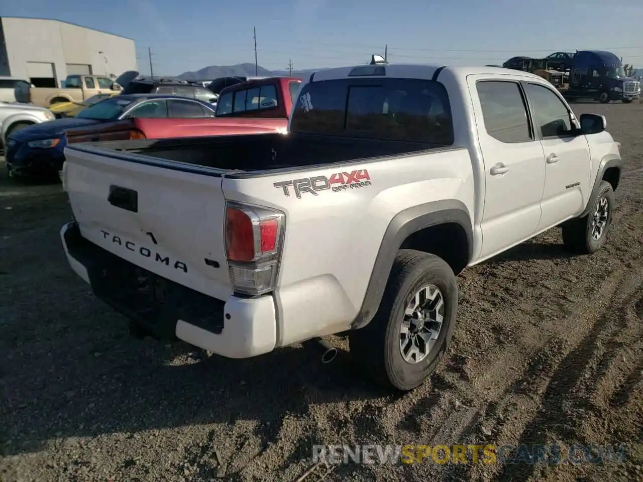 4 Photograph of a damaged car 3TMCZ5AN2LM346689 TOYOTA TACOMA 2020