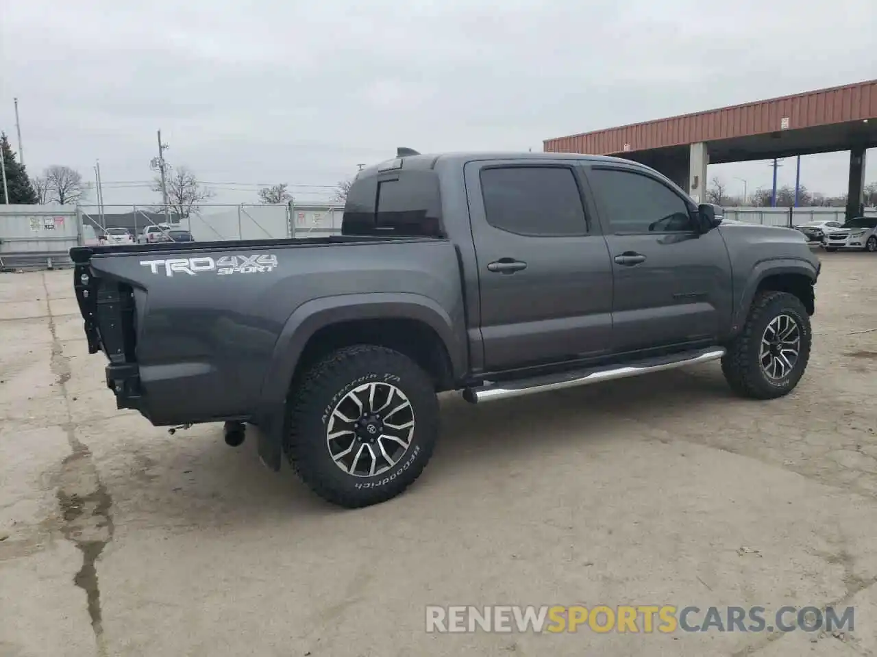 3 Photograph of a damaged car 3TMCZ5AN2LM352346 TOYOTA TACOMA 2020