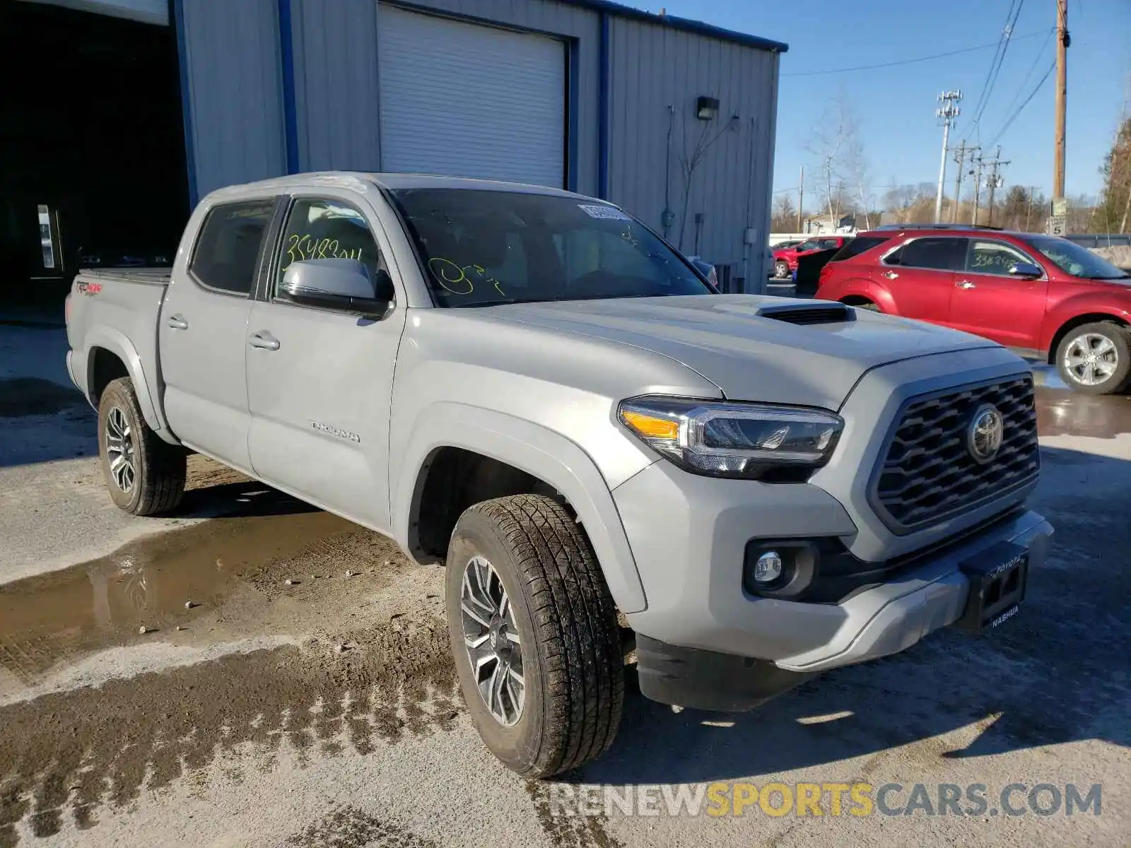 1 Photograph of a damaged car 3TMCZ5AN2LM360303 TOYOTA TACOMA 2020