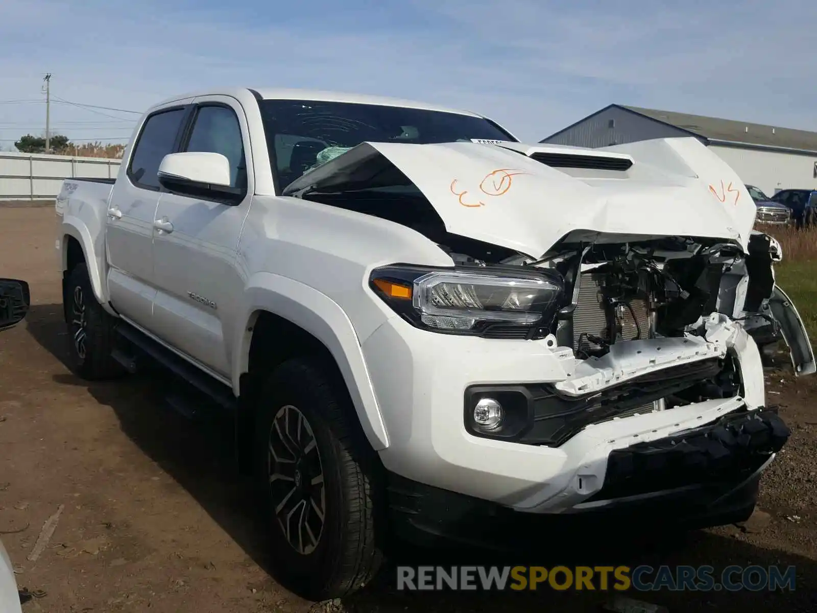 1 Photograph of a damaged car 3TMCZ5AN2LM365100 TOYOTA TACOMA 2020