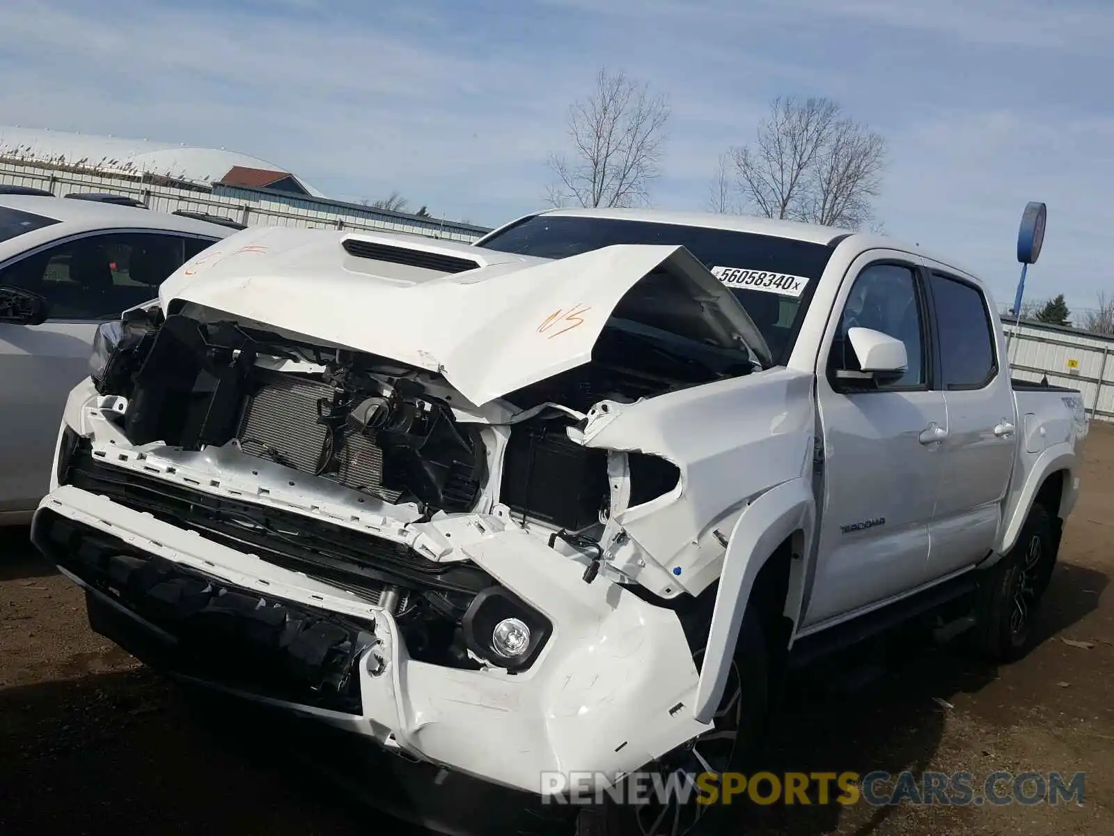 2 Photograph of a damaged car 3TMCZ5AN2LM365100 TOYOTA TACOMA 2020