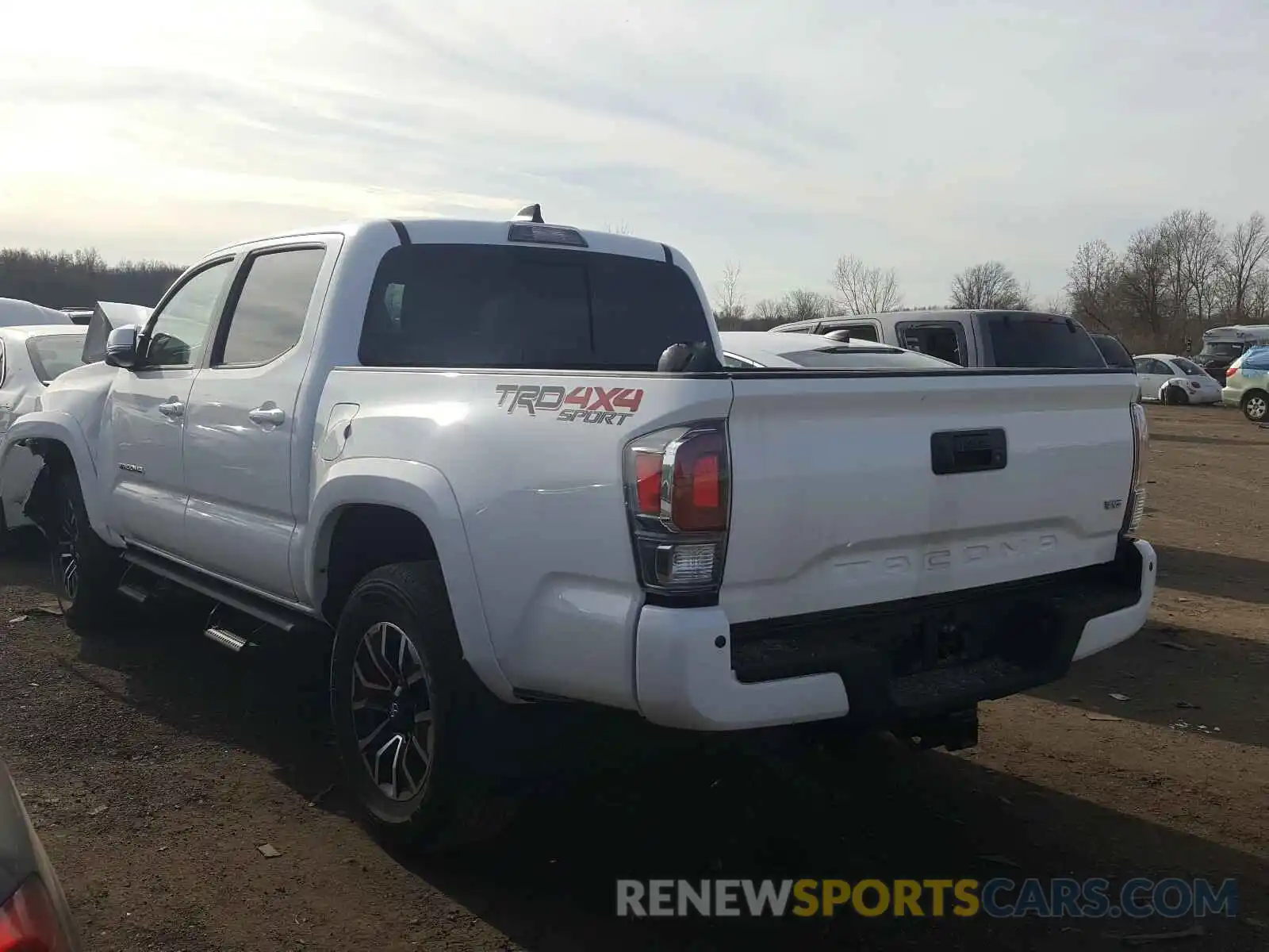 3 Photograph of a damaged car 3TMCZ5AN2LM365100 TOYOTA TACOMA 2020