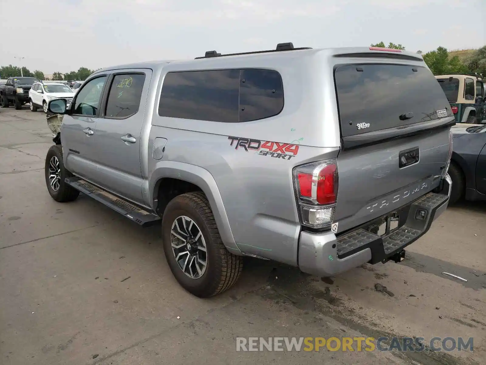 3 Photograph of a damaged car 3TMCZ5AN2LM368661 TOYOTA TACOMA 2020