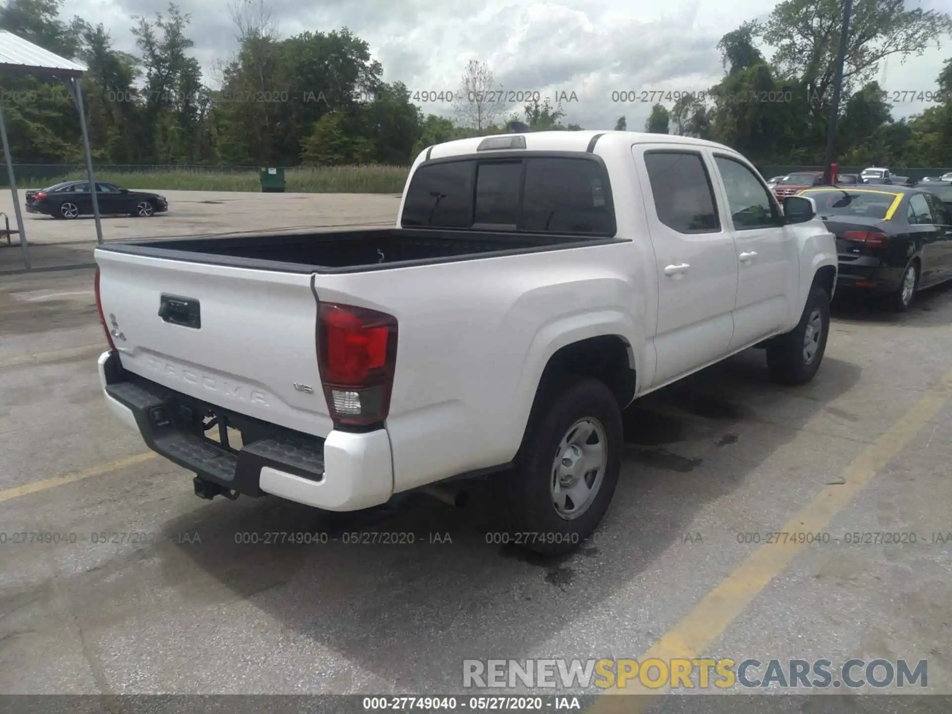 4 Photograph of a damaged car 3TMCZ5AN3LM288351 TOYOTA TACOMA 2020