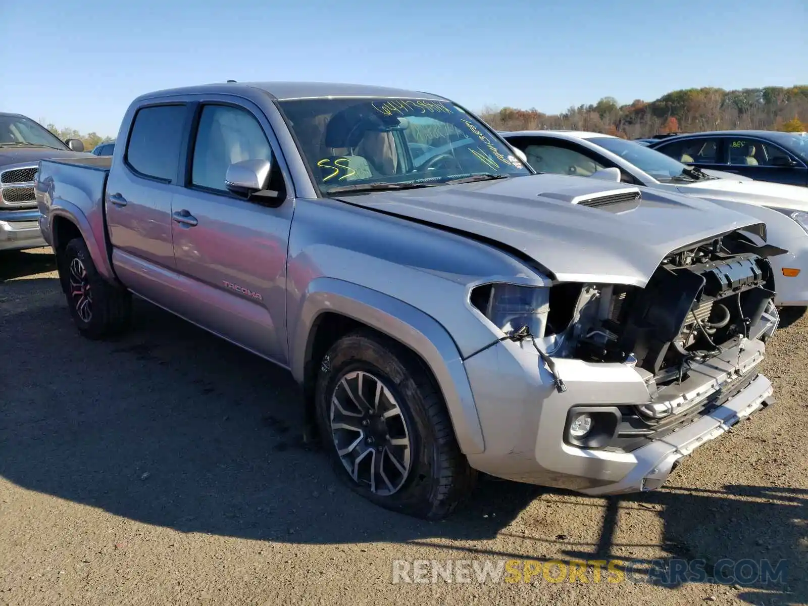 1 Photograph of a damaged car 3TMCZ5AN3LM291539 TOYOTA TACOMA 2020