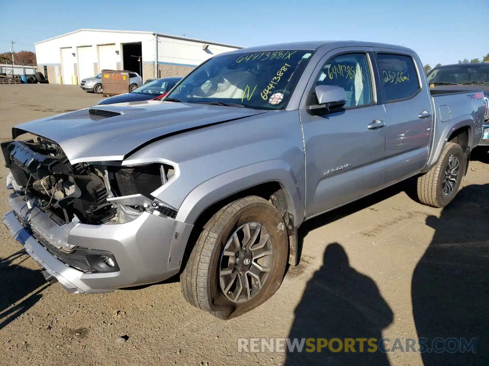 2 Photograph of a damaged car 3TMCZ5AN3LM291539 TOYOTA TACOMA 2020