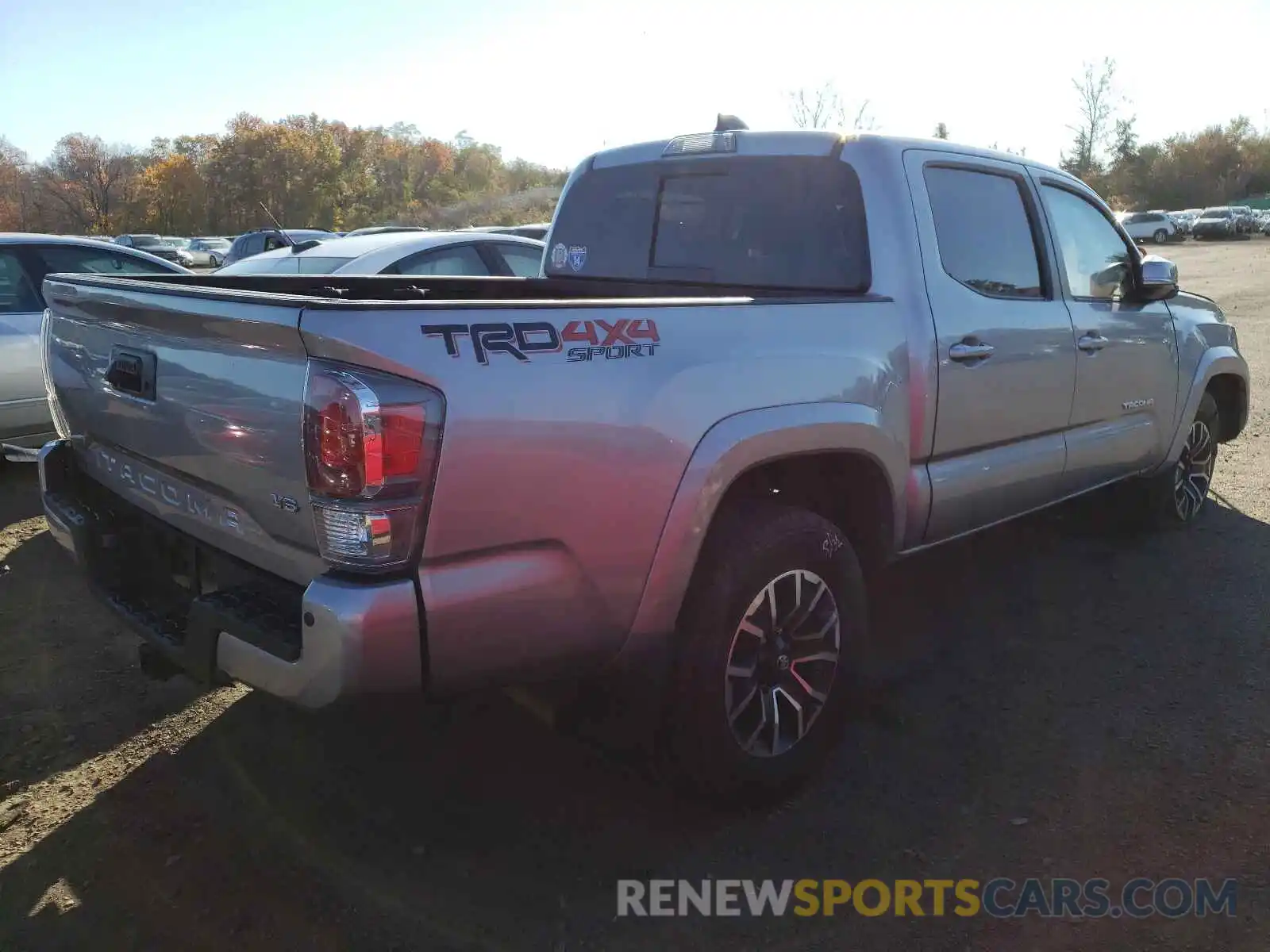 4 Photograph of a damaged car 3TMCZ5AN3LM291539 TOYOTA TACOMA 2020