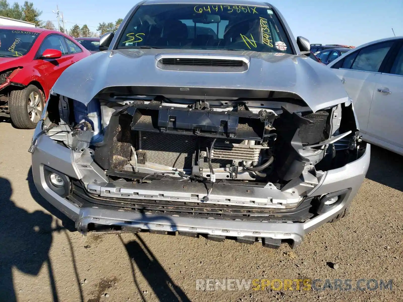 9 Photograph of a damaged car 3TMCZ5AN3LM291539 TOYOTA TACOMA 2020