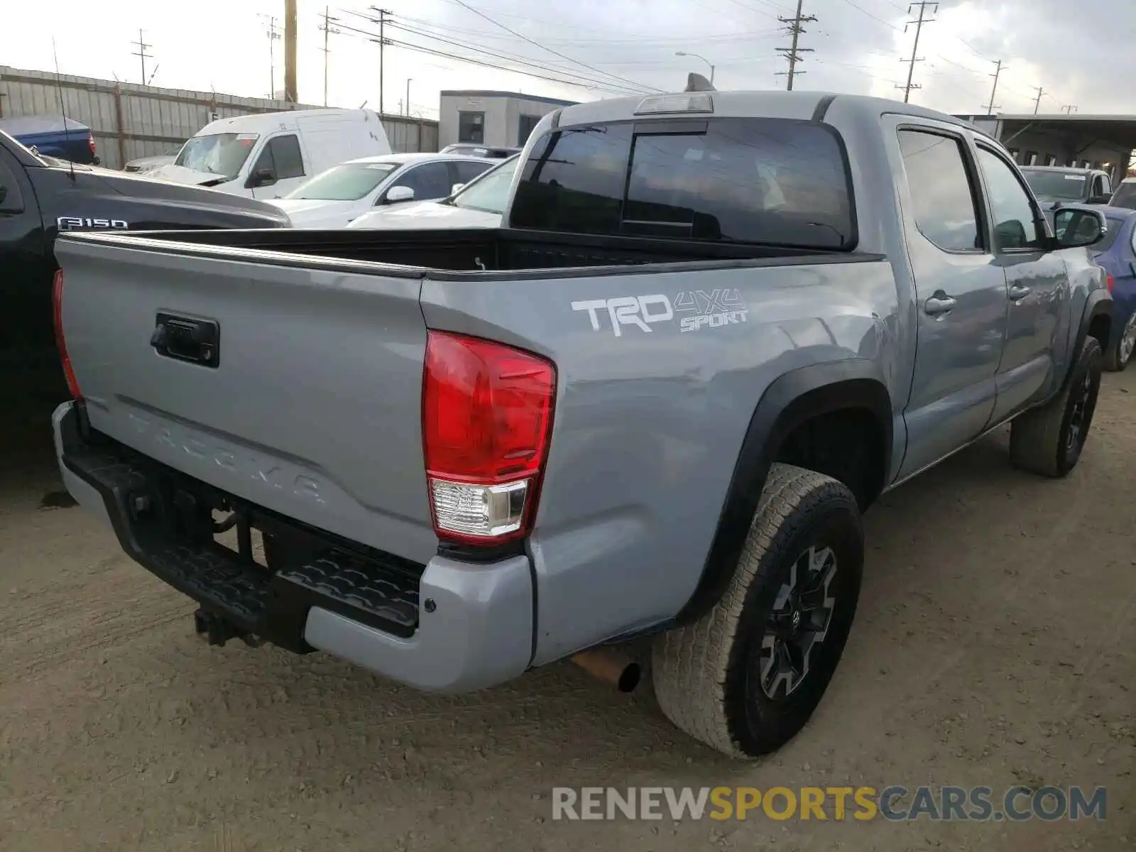 4 Photograph of a damaged car 3TMCZ5AN3LM291802 TOYOTA TACOMA 2020