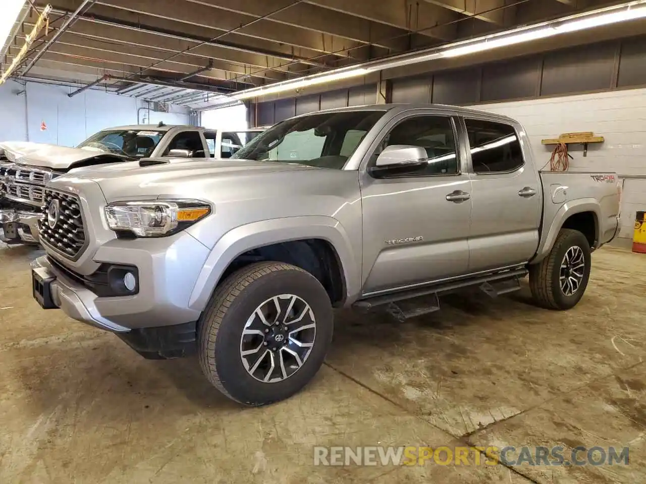 1 Photograph of a damaged car 3TMCZ5AN3LM300076 TOYOTA TACOMA 2020