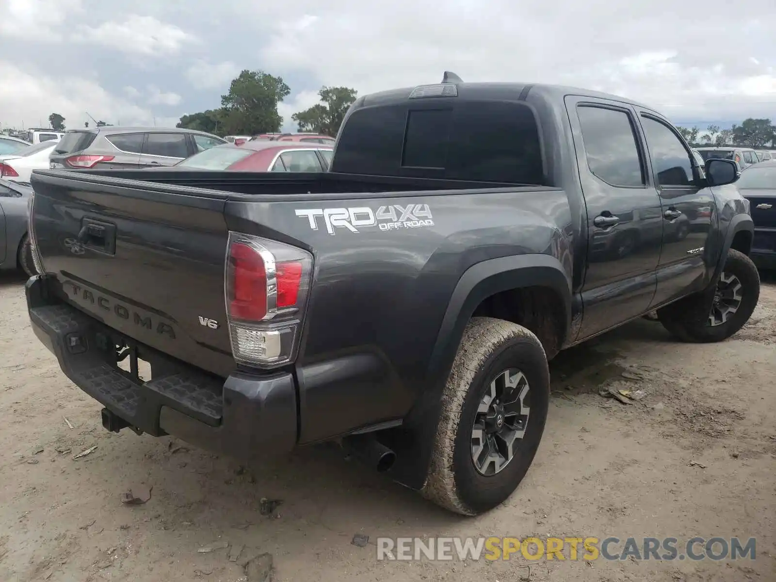 4 Photograph of a damaged car 3TMCZ5AN3LM307397 TOYOTA TACOMA 2020