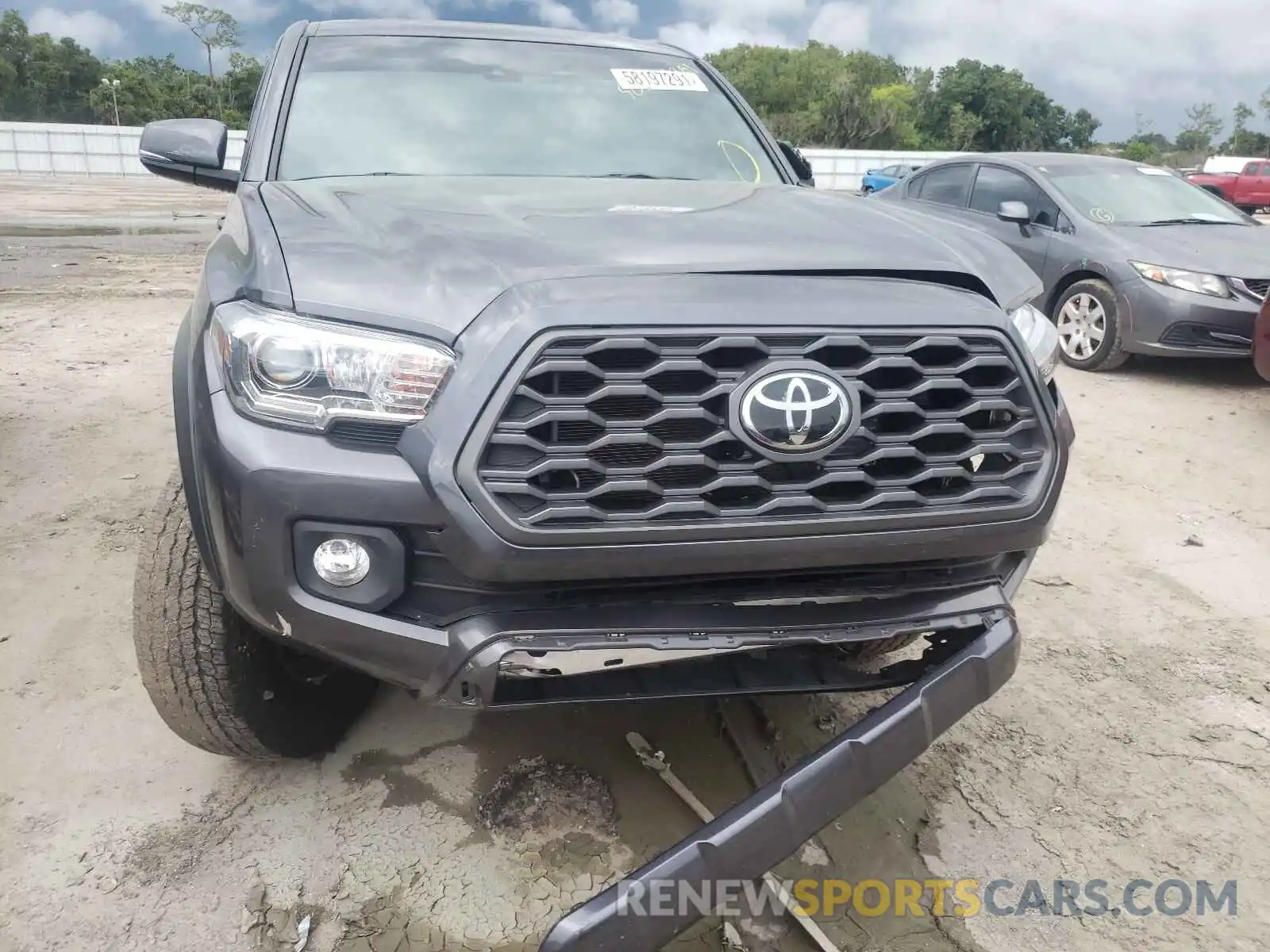 9 Photograph of a damaged car 3TMCZ5AN3LM307397 TOYOTA TACOMA 2020