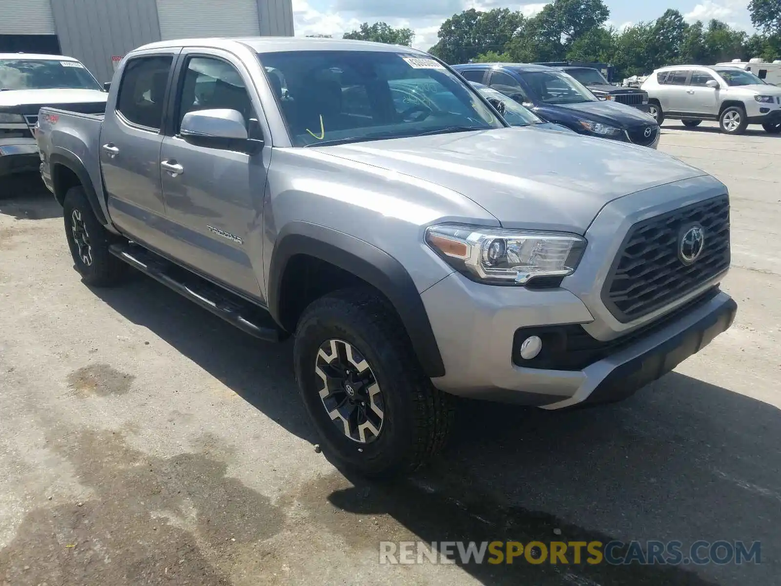 1 Photograph of a damaged car 3TMCZ5AN3LM308632 TOYOTA TACOMA 2020