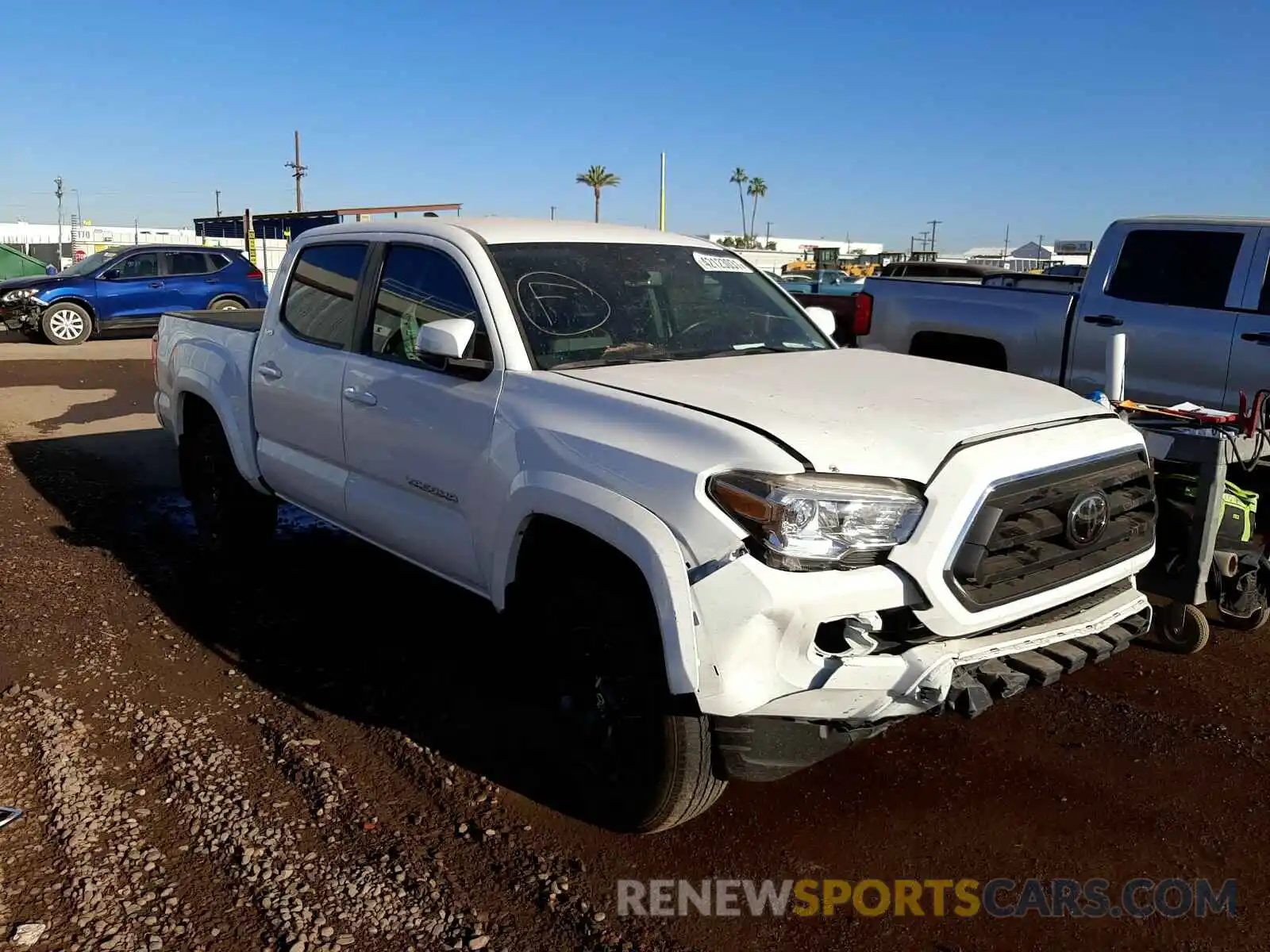 1 Photograph of a damaged car 3TMCZ5AN3LM313541 TOYOTA TACOMA 2020