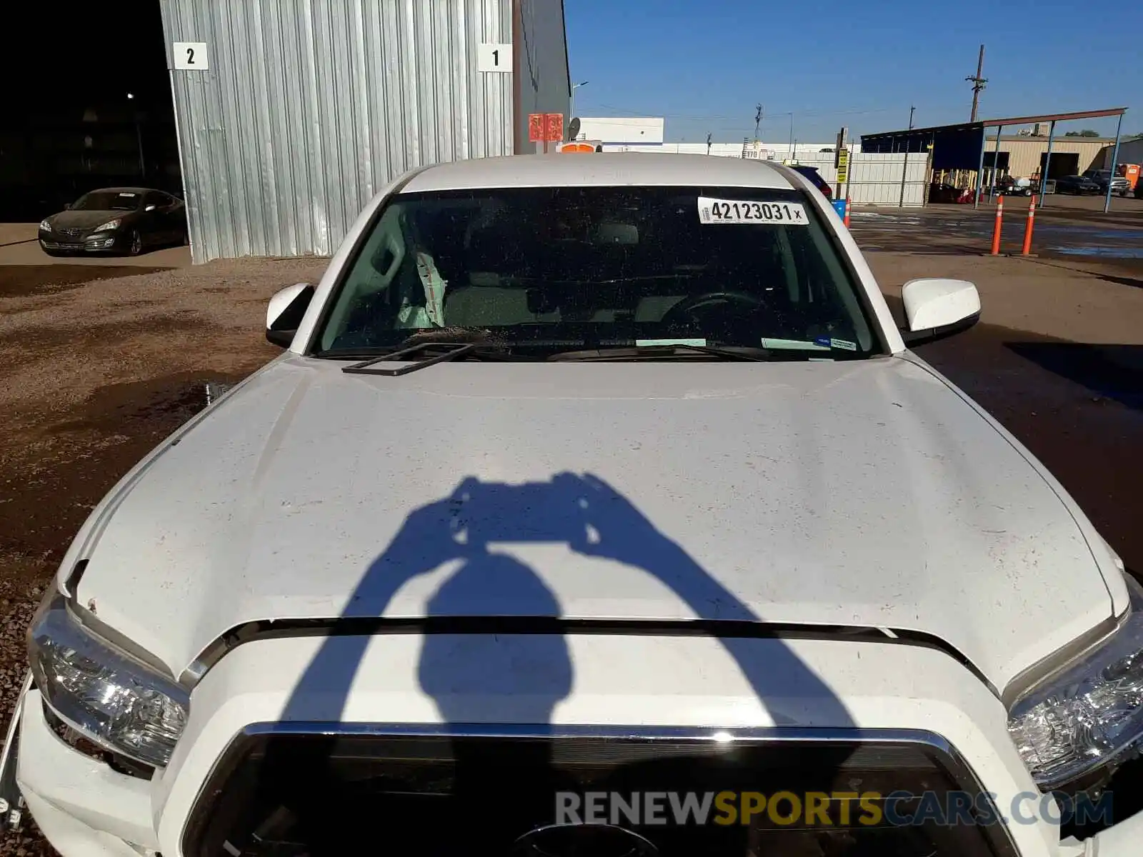 7 Photograph of a damaged car 3TMCZ5AN3LM313541 TOYOTA TACOMA 2020