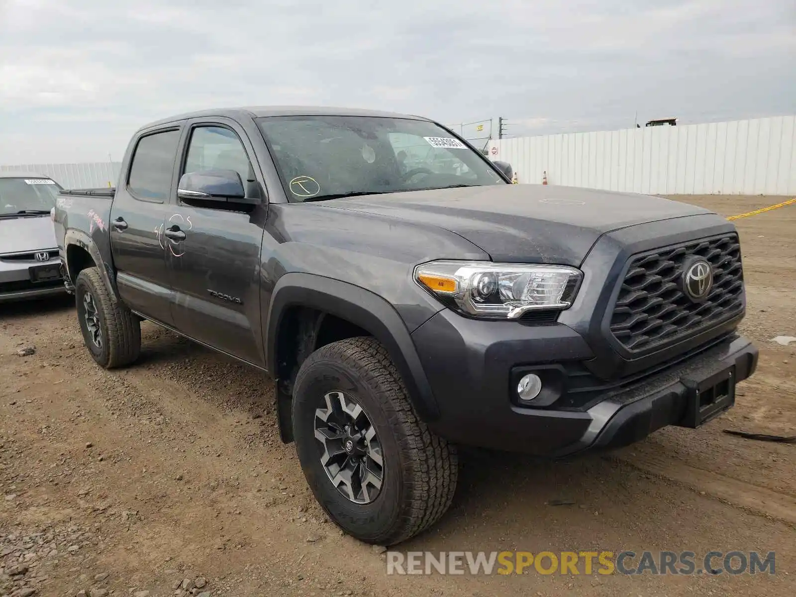 1 Photograph of a damaged car 3TMCZ5AN3LM315175 TOYOTA TACOMA 2020