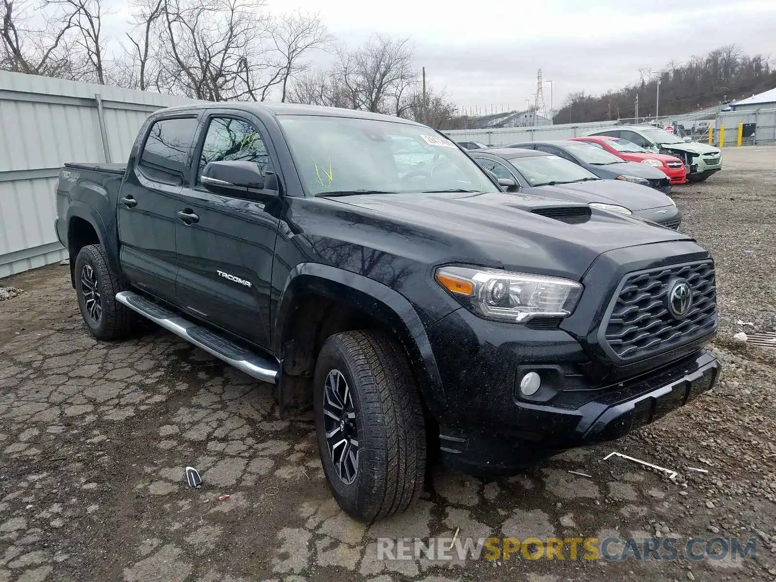 1 Photograph of a damaged car 3TMCZ5AN3LM315807 TOYOTA TACOMA 2020