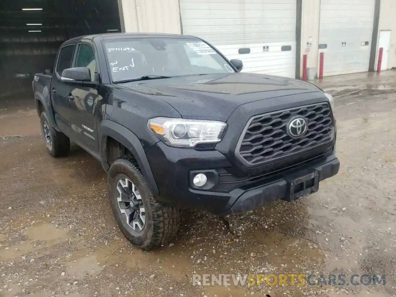 1 Photograph of a damaged car 3TMCZ5AN3LM317928 TOYOTA TACOMA 2020