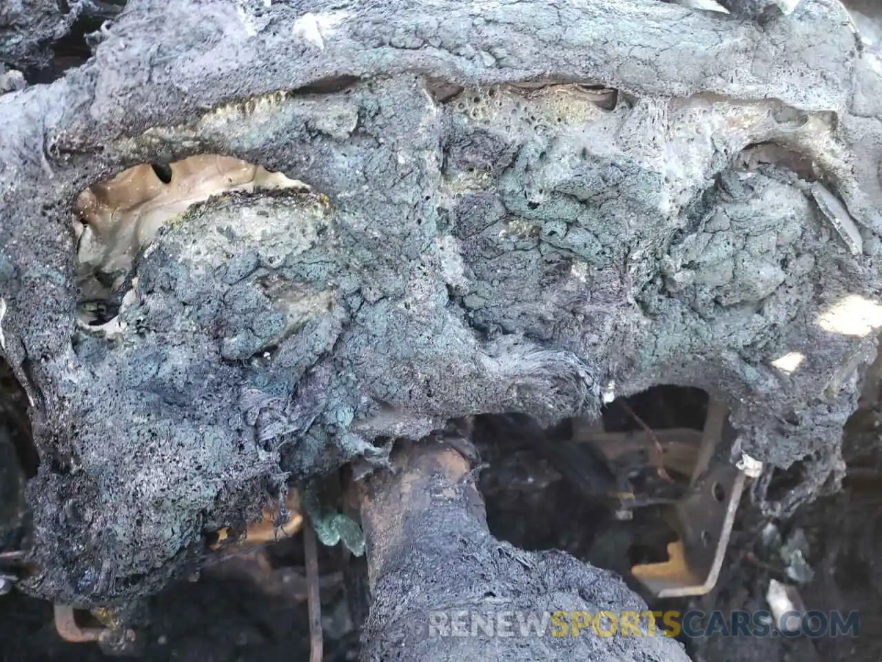 8 Photograph of a damaged car 3TMCZ5AN3LM325060 TOYOTA TACOMA 2020