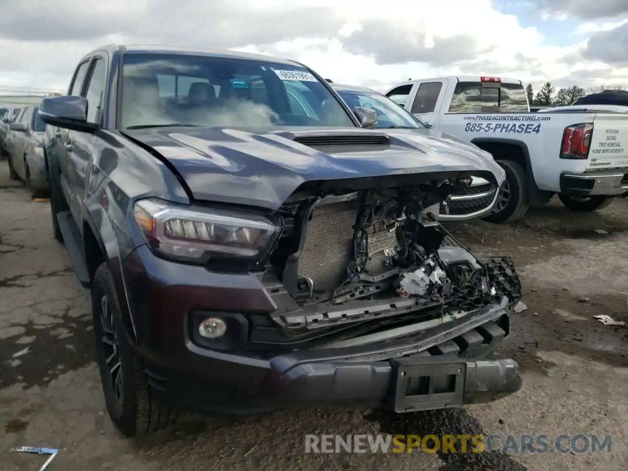 1 Photograph of a damaged car 3TMCZ5AN3LM325463 TOYOTA TACOMA 2020