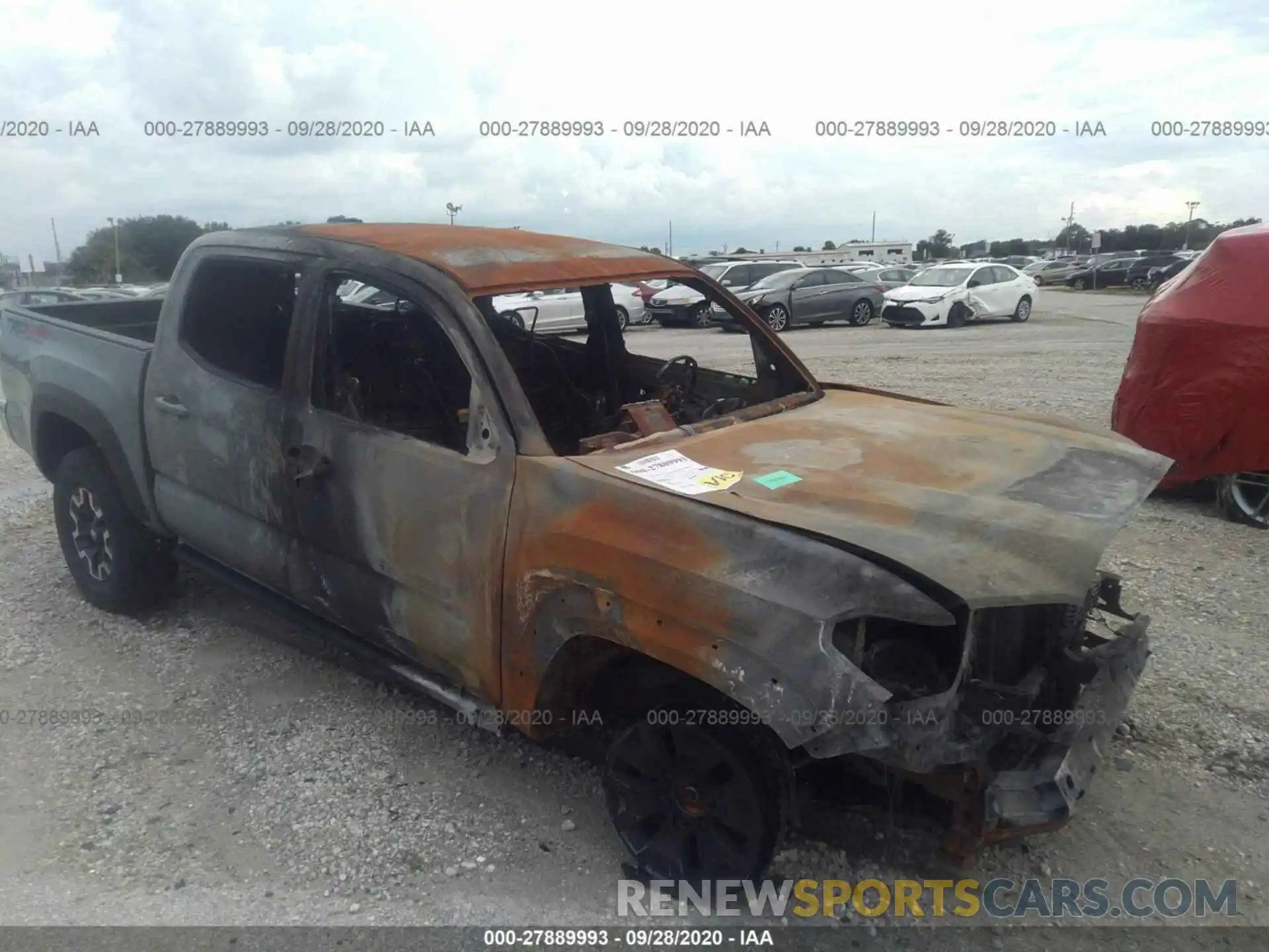 6 Photograph of a damaged car 3TMCZ5AN3LM326628 TOYOTA TACOMA 2020