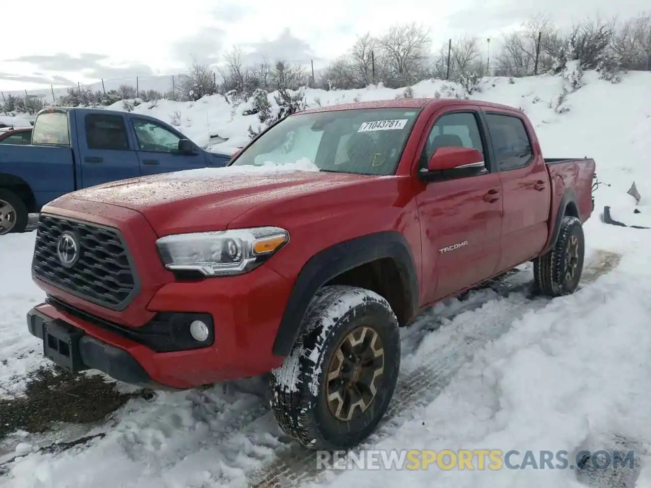 2 Photograph of a damaged car 3TMCZ5AN3LM332879 TOYOTA TACOMA 2020