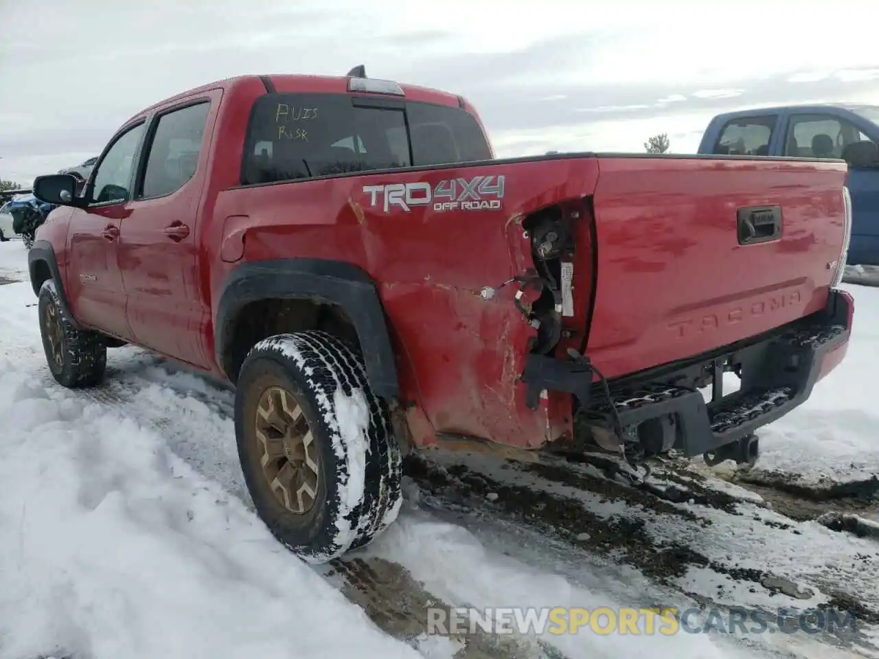 3 Photograph of a damaged car 3TMCZ5AN3LM332879 TOYOTA TACOMA 2020