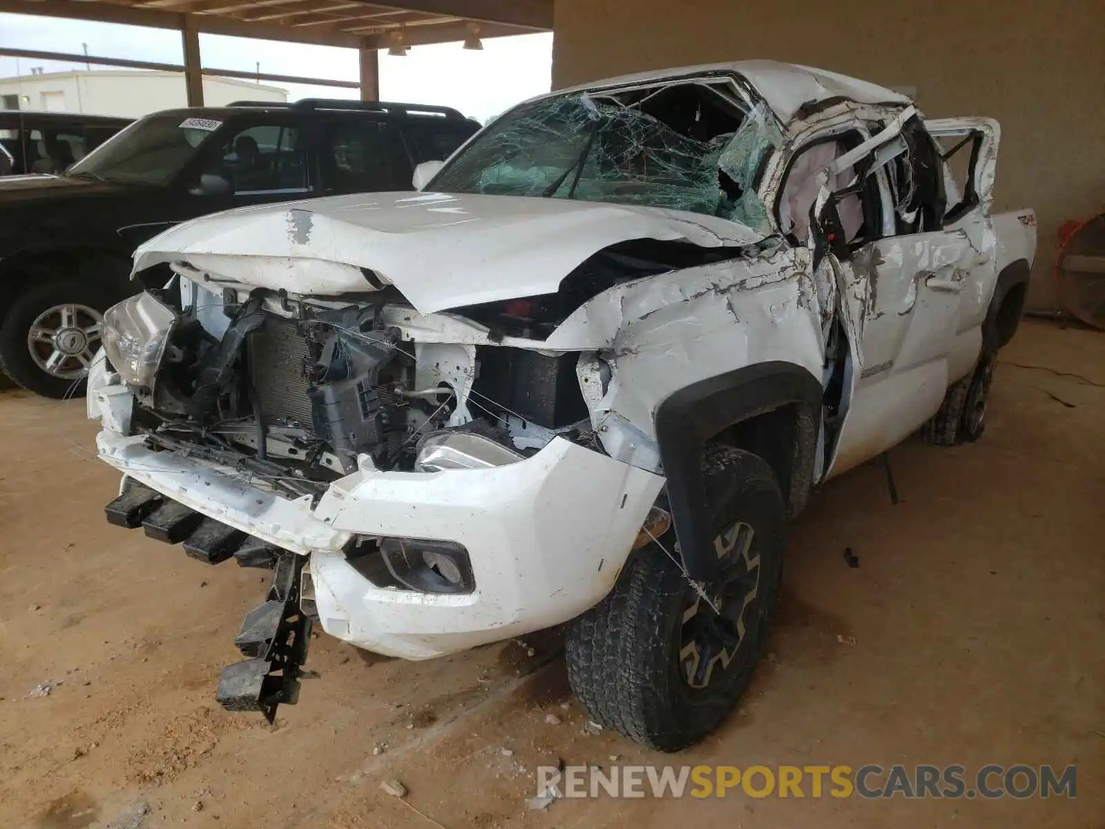 2 Photograph of a damaged car 3TMCZ5AN3LM335667 TOYOTA TACOMA 2020