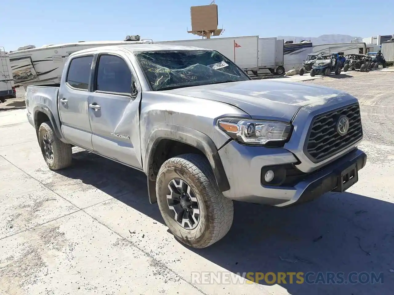 1 Фотография поврежденного автомобиля 3TMCZ5AN3LM337256 TOYOTA TACOMA 2020